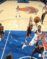  特雷杨关键球命中老鹰绝杀尼克斯