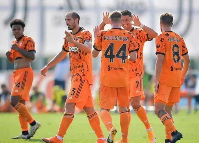 米兰官网- AC米兰新援首秀破门，客场力克强敌稳居前三  